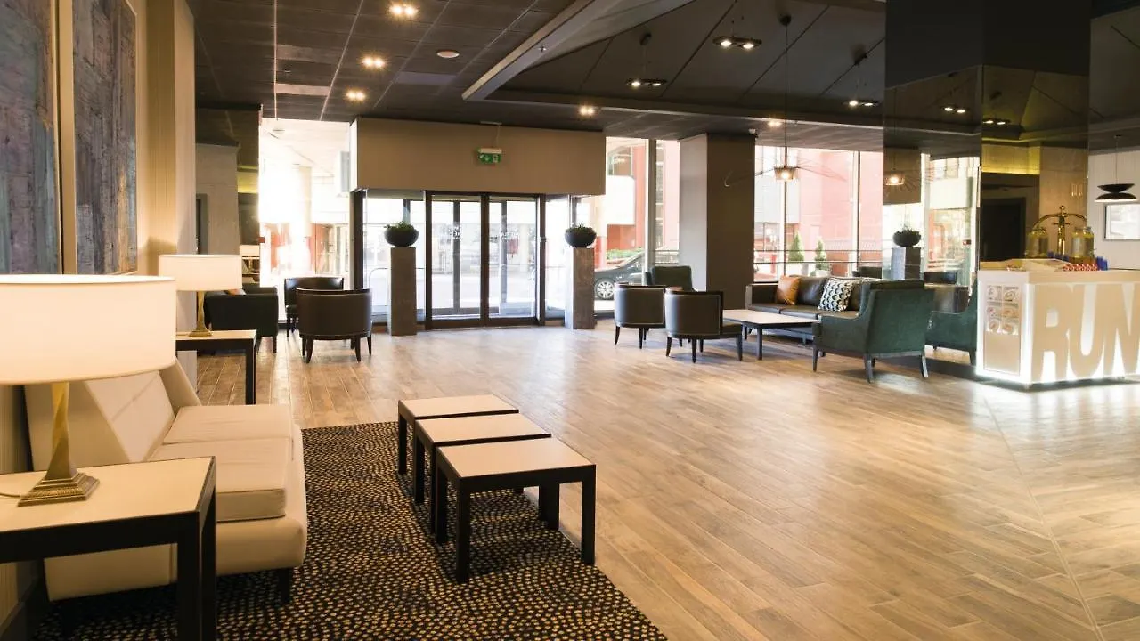 Crowne Plaza Harrogate By Ihg Hotel 4*,