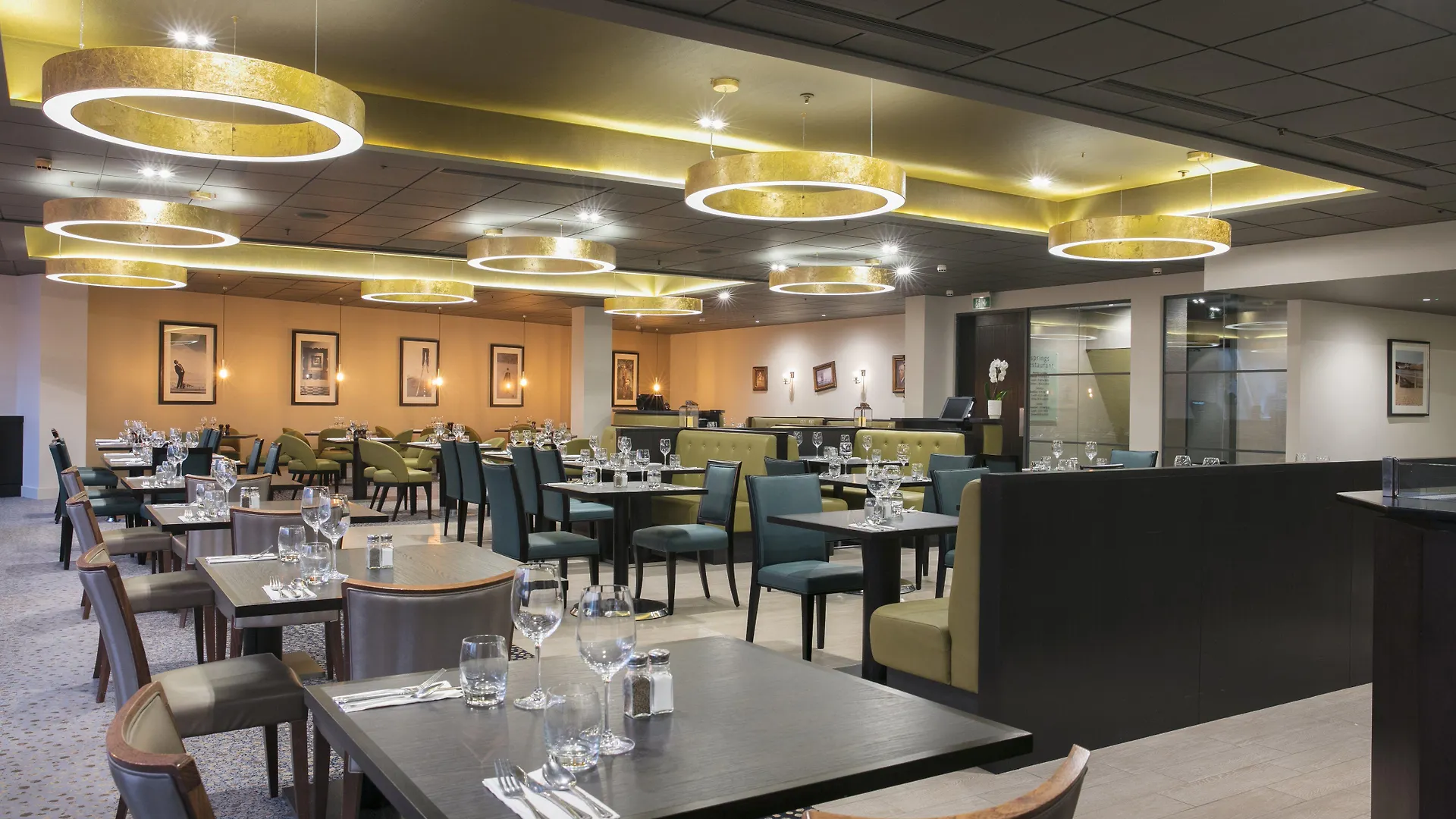 Crowne Plaza Harrogate By Ihg Hotel