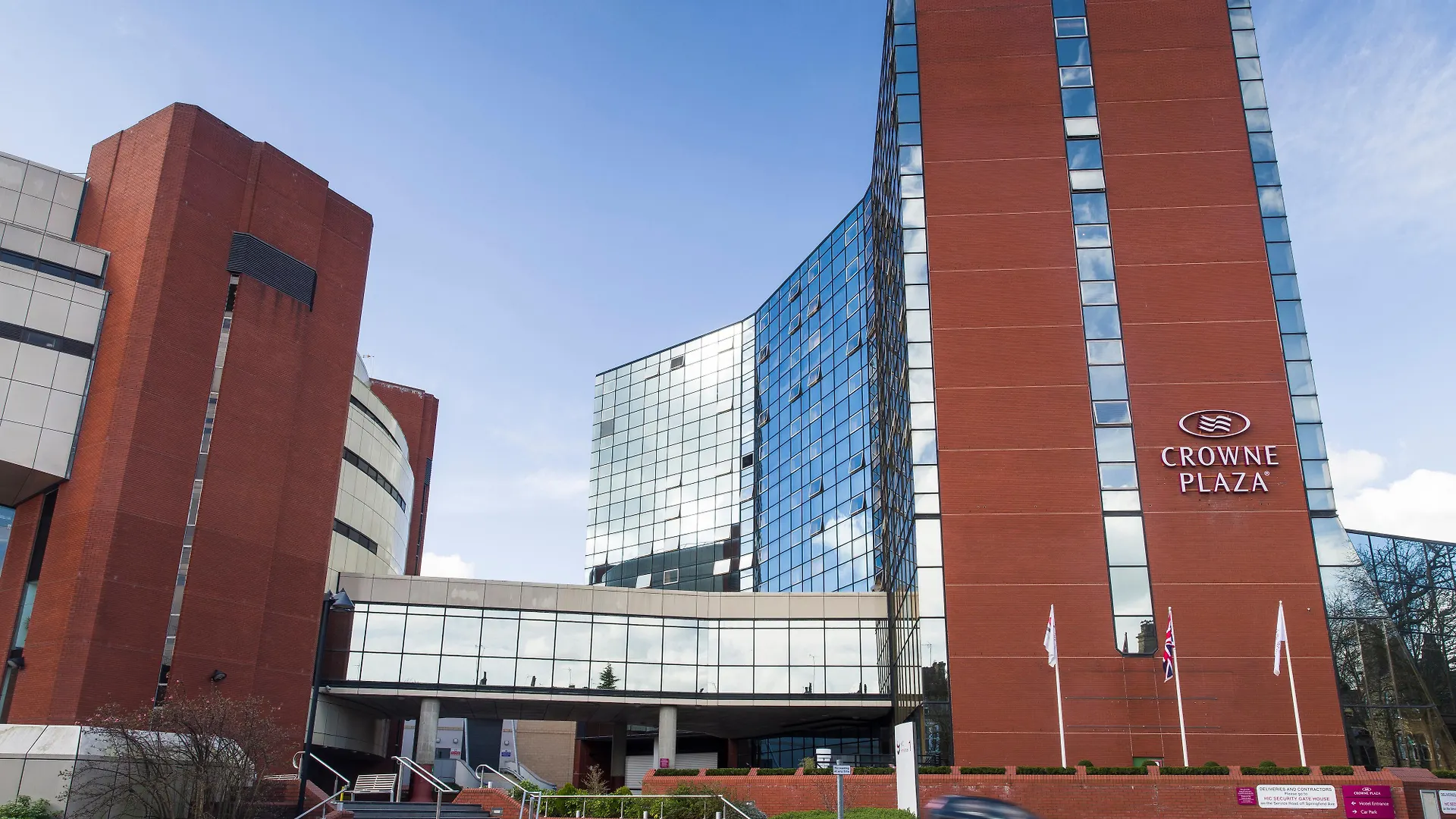 Crowne Plaza Harrogate By Ihg Hotel