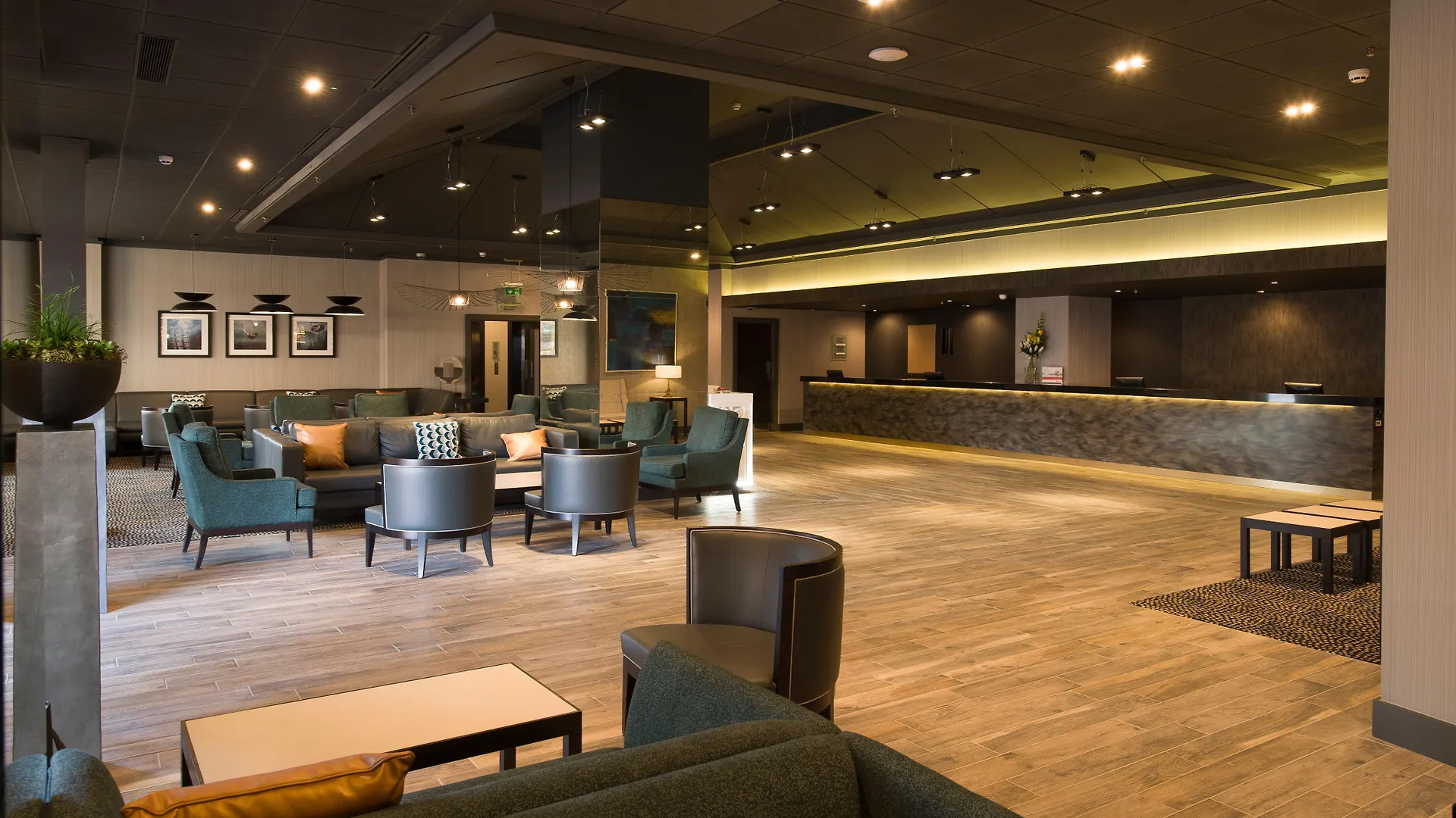 Crowne Plaza Harrogate By Ihg Hotel