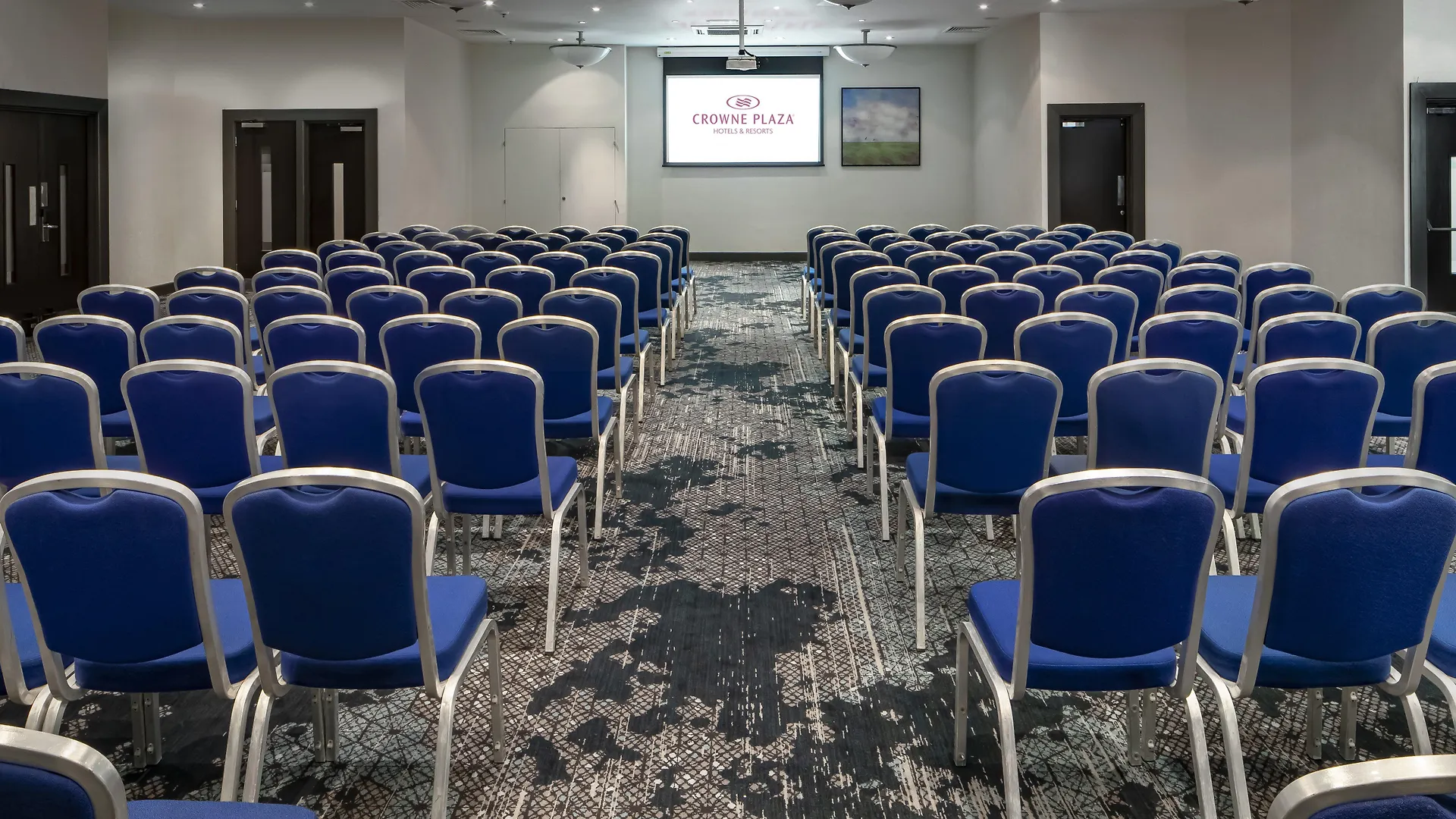 Crowne Plaza Harrogate By Ihg Hotel