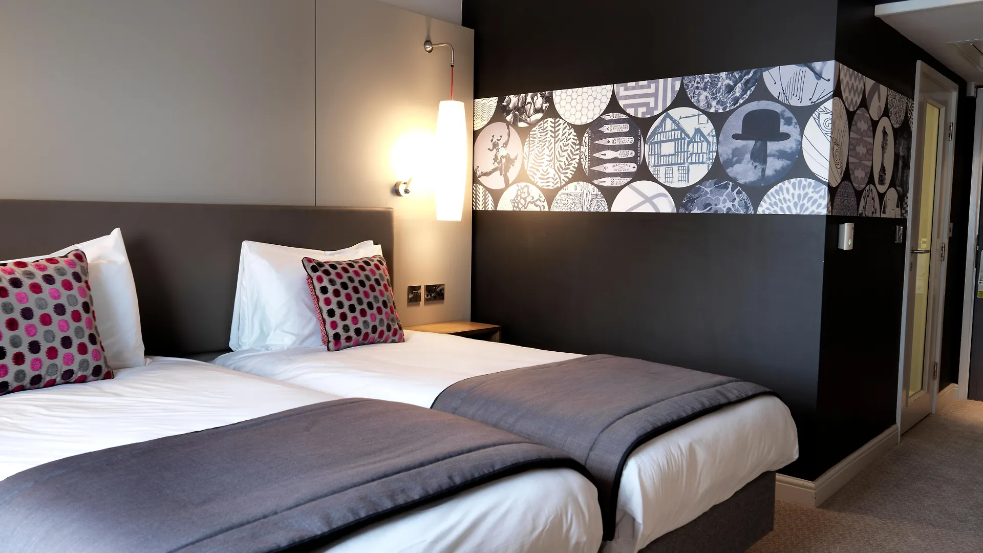 Crowne Plaza Harrogate By Ihg Hotel