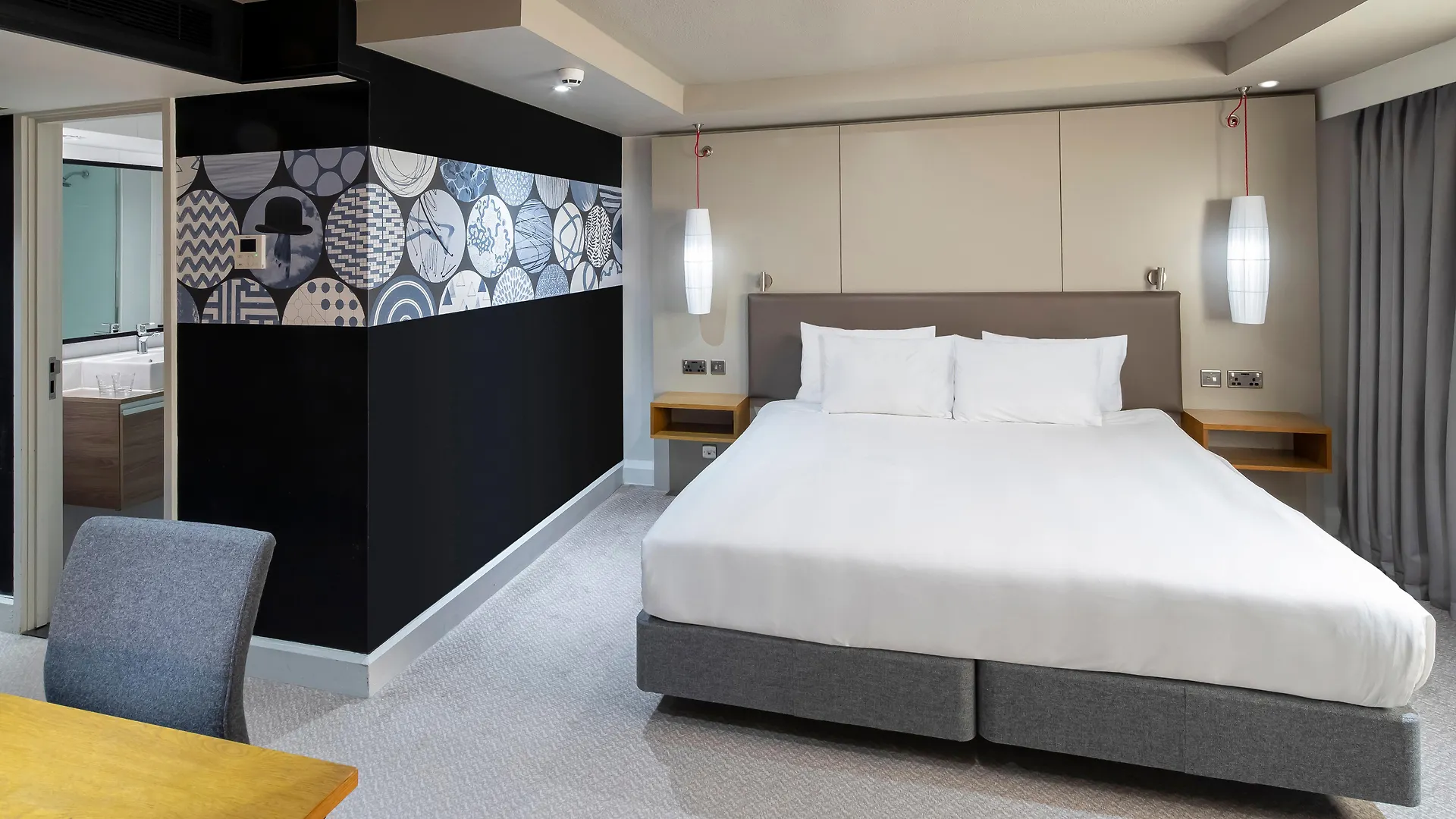 Crowne Plaza Harrogate By Ihg Hotel 4*,
