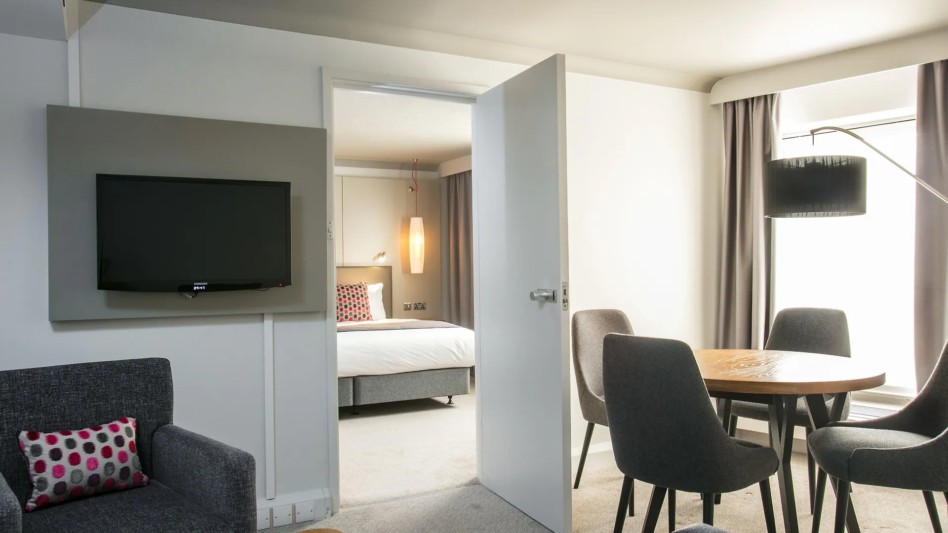 Crowne Plaza Harrogate By Ihg Hotel